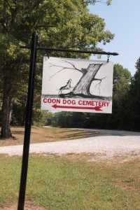 coodog cemetery sign