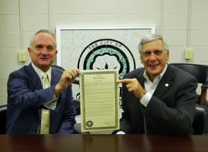 Steve Croomes and Mayor Ronnie Marks