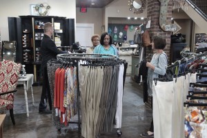 zoey_lisette_trunk_show10000004
