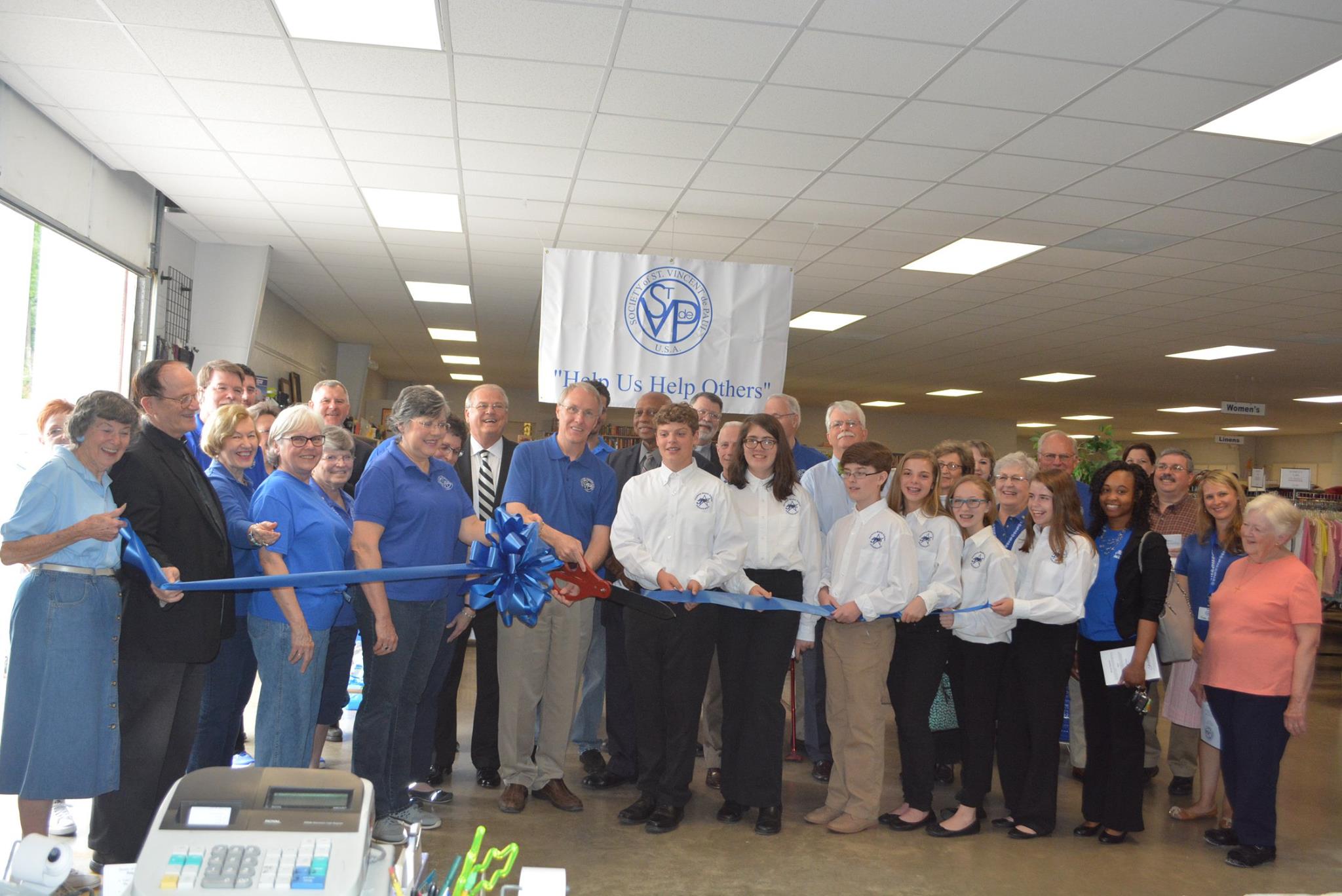 St. Vincent de Paul Celebrates Thrift Store With Ribbon Cutting Quad
