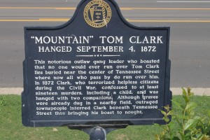 Mountain-Tom-Clark-sign