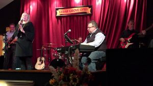 The West Tennessee Strangers and Kellye Cash