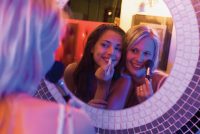 bar_bathroom_women