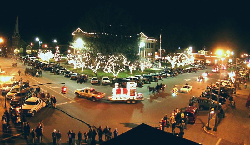 athens-christmas-parade-9237891jpg-492d23c17288d0e9